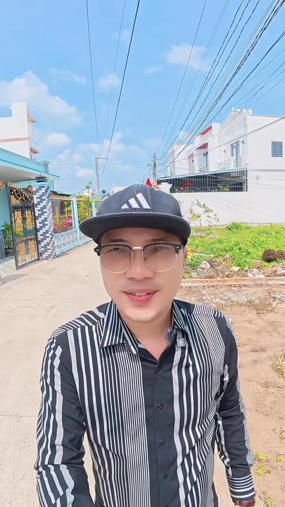 Đất Thổ Cư Mặt Tiền Đường Tập Đoàn 8 - 200m² Hướng Tây Nam - Sổ Hồng Riêng