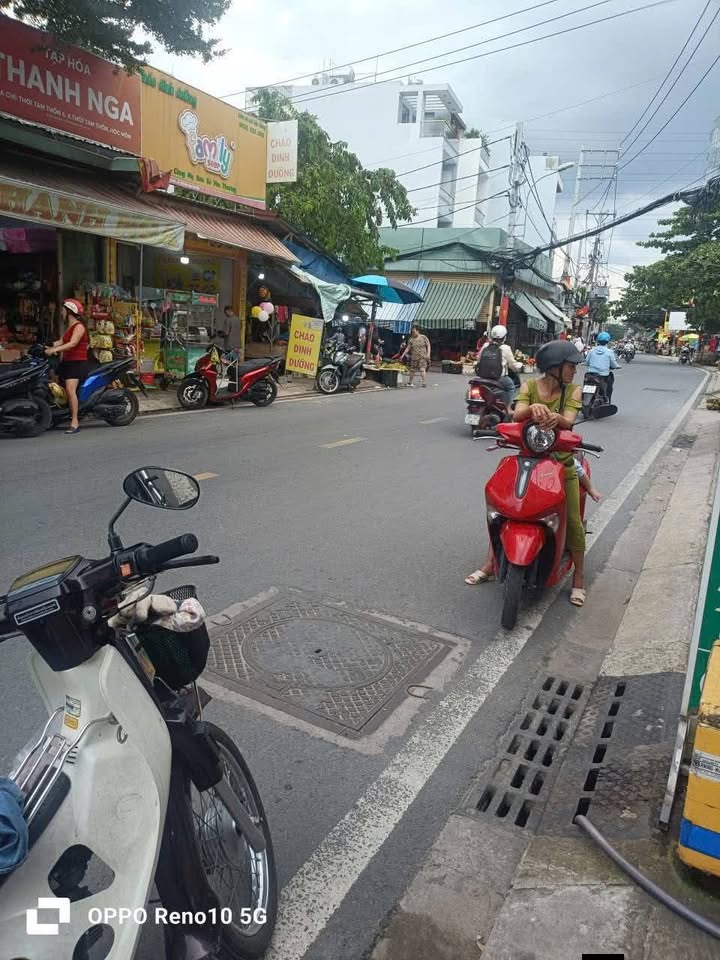 Nhà Nguyên Căn Hóc Môn 72m² - Kinh Doanh Đa Ngành Giá 10 Triệu