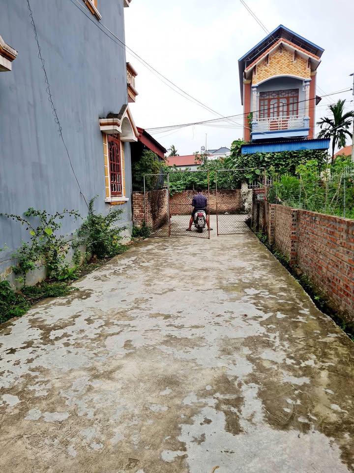 Bán đất Trác Châu, TP. Hải Dương 330m² - Giá 1 tỷ, Sổ đỏ chính chủ