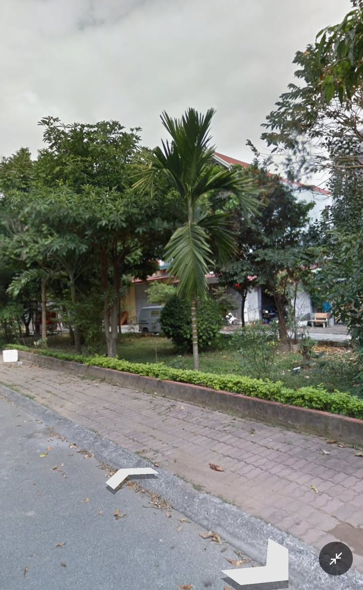 Nhà Lô Góc Kinh Bắc, Bắc Ninh - 100m² - 1 Tỷ - View Vườn Hoa