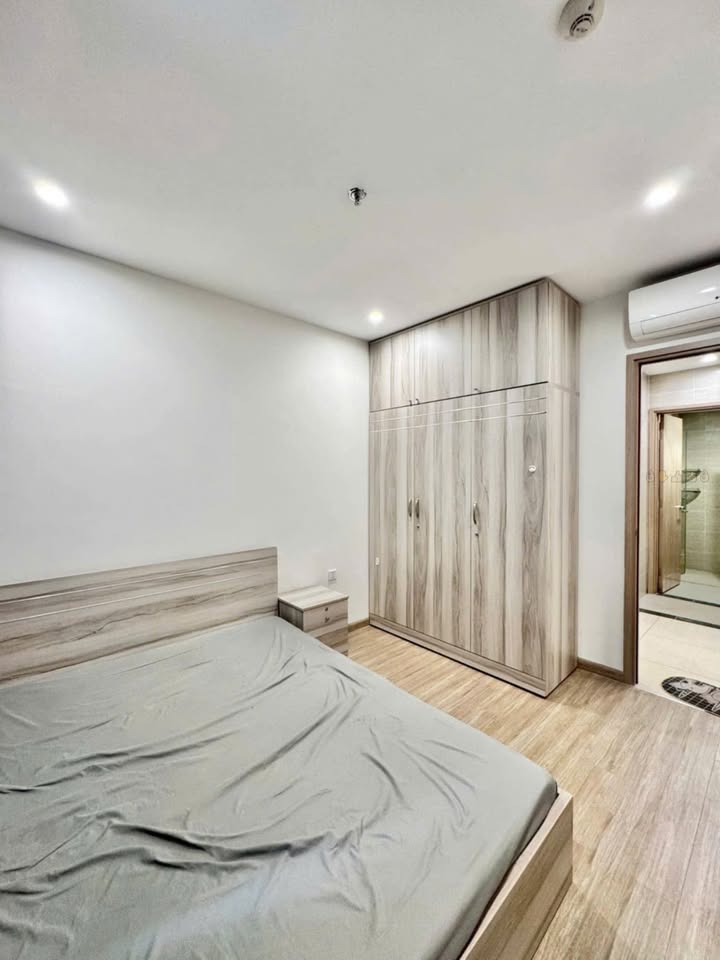 Căn hộ Vinhomes Grand Park Thủ Đức 2PN, 7 triệu - Full nội thất cao cấp!