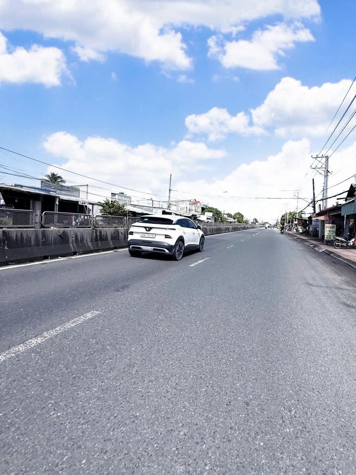 Đất nền Quốc lộ 1A Hậu Giang 196m² giá 1.1 tỷ - Sổ đỏ chính chủ!