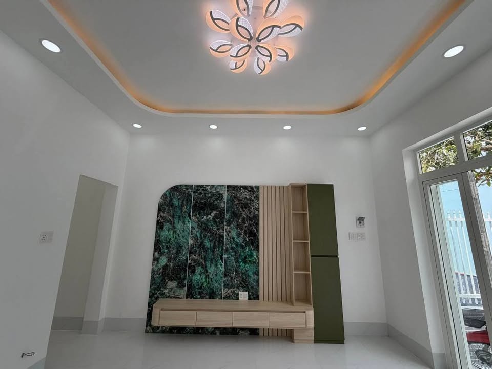 Nhà 98m² Long Thành Giá 1.65 Tỷ - Chính Chủ Bán Gấp