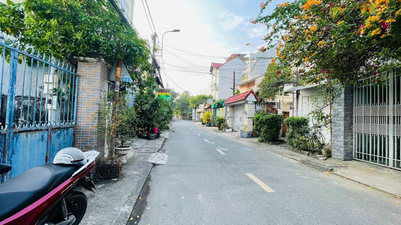 Mặt Tiền Đường 104, TP Thủ Đức - Đất Vàng 497.5m² Giá 39 Tỷ