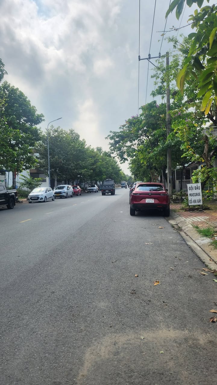 Nhà phố Mặt tiền Hiệp Thành 3, Thủ Dầu Một - Kinh doanh ngay!