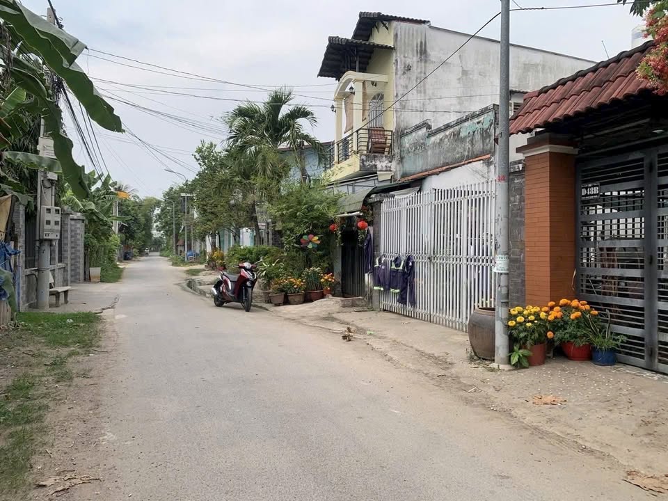 Mặt Tiền Kinh Doanh Đường Nhựa Thủ Dầu Một 100m² Giá 3.3 Tỷ