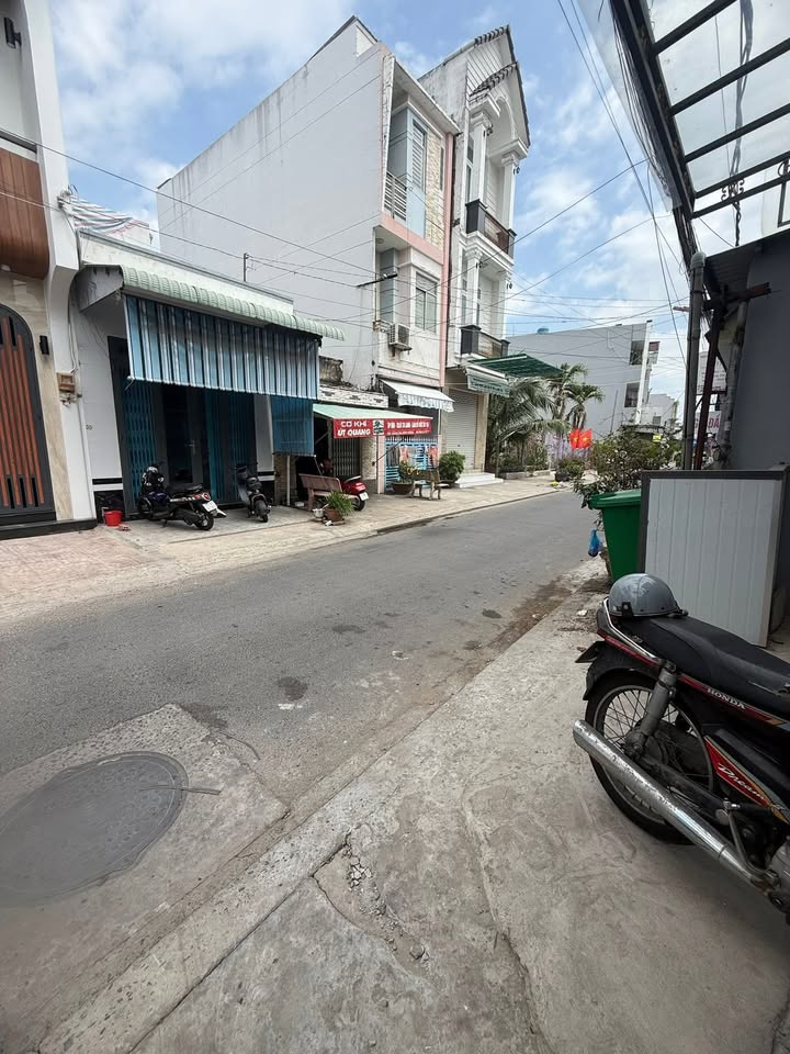 Nhà Trệt Lầu Mới Xây Hẻm 54 Hùng Vương, Châu Thành - 4 Triệu/Tháng