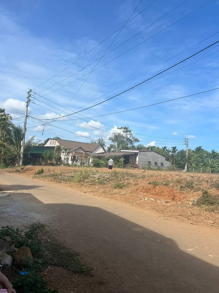 Đất Buôn Bok, TP. Buôn Ma Thuột - 150m² Thổ cư, Sẵn Sổ, Giá Đầu tư