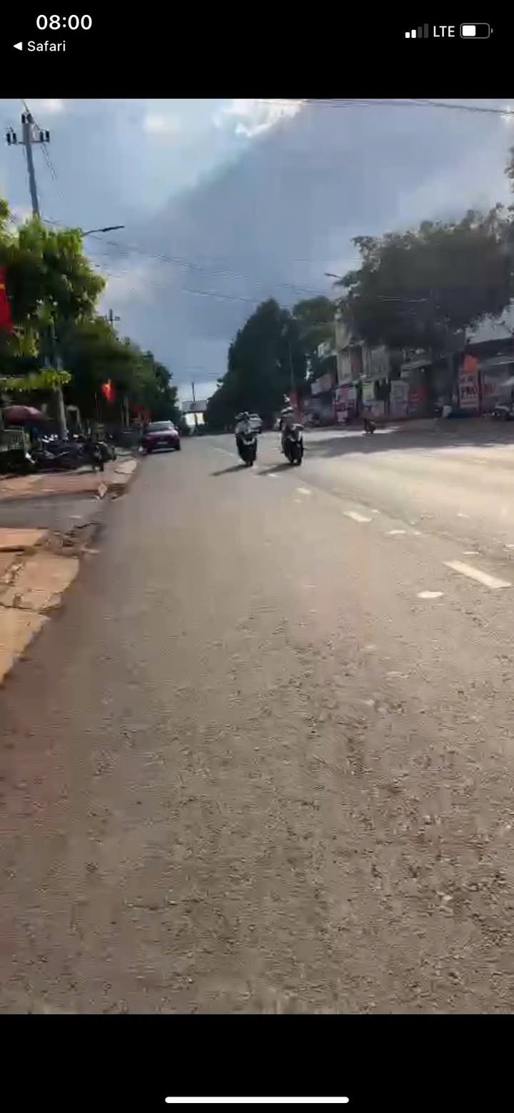 Nhà Mặt Tiền Nguyễn Tất Thành, Krông Năng - 116m² Thổ Cư, Giá 8.2 Tỷ