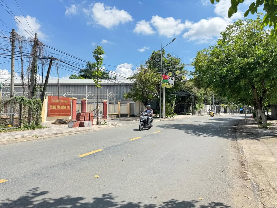 Nhà Phố Trần Hưng Đạo Gò Công 150m² - Mặt tiền kinh doanh đắc địa!