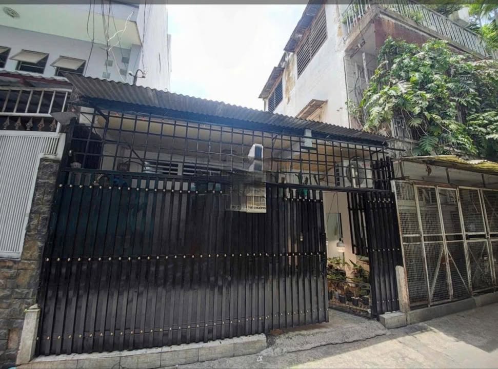 Nhà nguyên căn Quận 10 75m² - Ô tô vào tận nhà, giá 16 triệu!