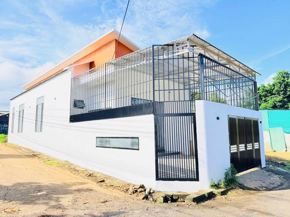 Đất Nền 105m² Hẻm Y Ngông, BMT - Sổ Hồng Chính Chủ!