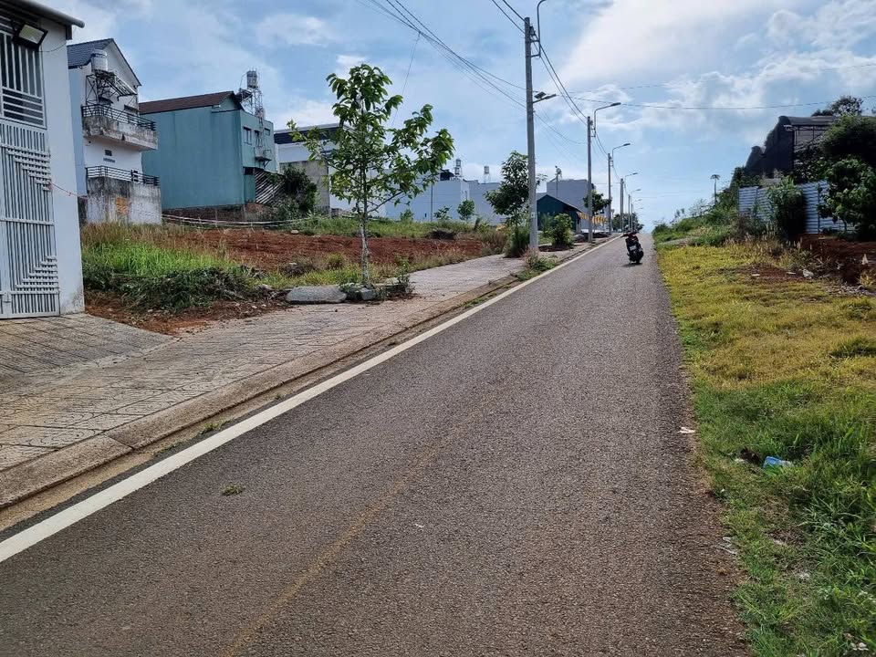 Đất nền Nam Phương City Lộc Phát 120m² - Sổ hồng thổ cư 100%, giá 2.2 tỷ