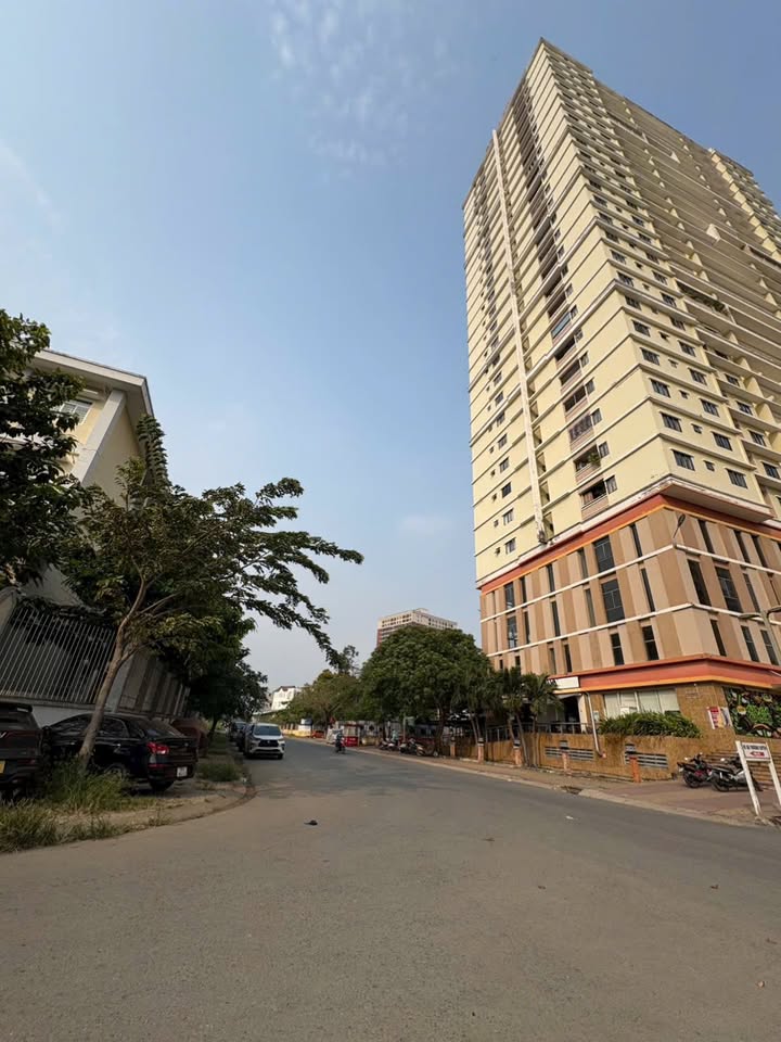 Đất Nền Phú Mỹ Quận 7 - 90m² Sổ Hồng Riêng, Cạnh Công Viên