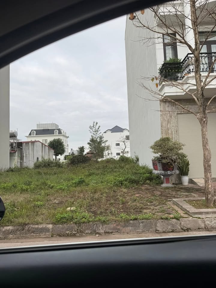 Đất nền LK11-22 Làn 2 Vân Động, Bắc Giang - 80m² giá 4.38 tỷ