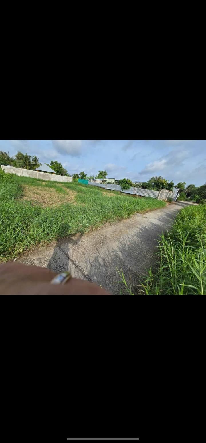 Đất nền Cà Mau 540m² - Sổ đỏ chính chủ, 900 triệu!