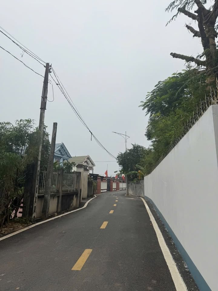 Bán Gấp Nhà 87m² Phổ Yên, Thái Nguyên - Tặng Kèm Nhà C4, Sổ Đỏ