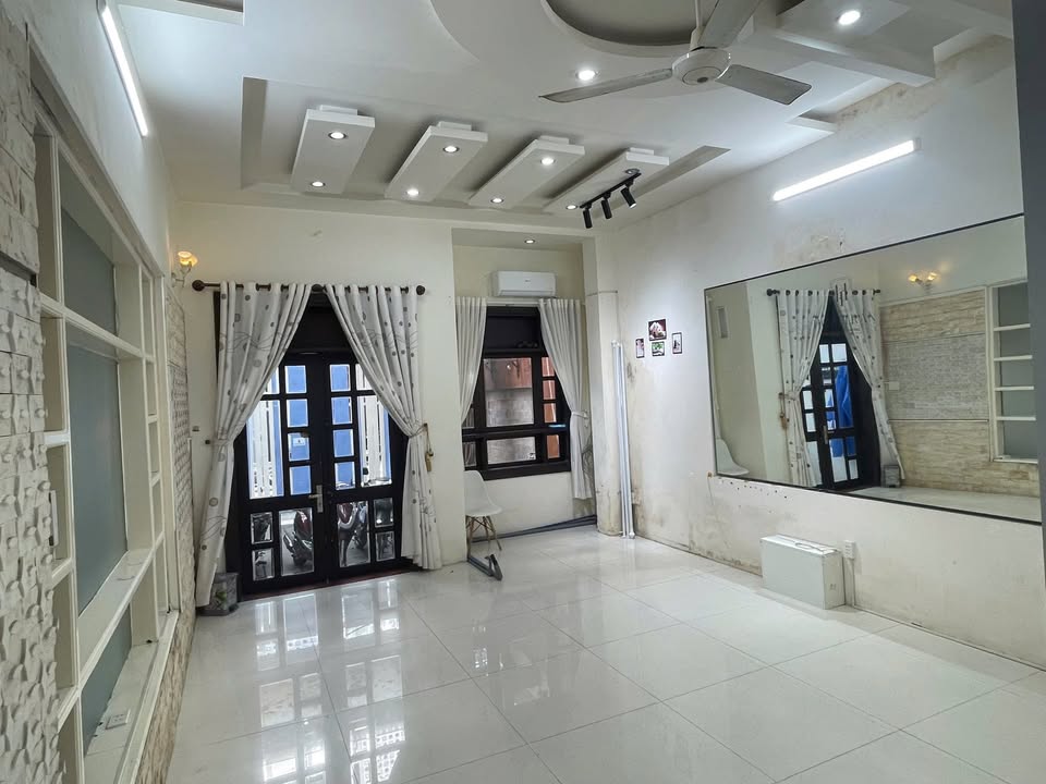 Cho thuê mặt bằng kinh doanh Nguyễn Văn Thoại, Sơn Trà - 7tr/tháng