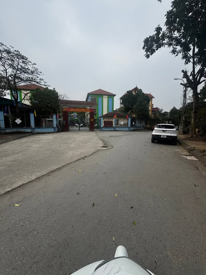 Bán nhà 2 tầng Phường Sơn Lộc, Sơn Tây 70m² - Giá tốt, chính chủ