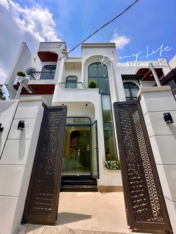 Nhà 2 Tầng Mỹ Phong, 63m² - Full Nội Thất, Giá 2.28 Tỷ