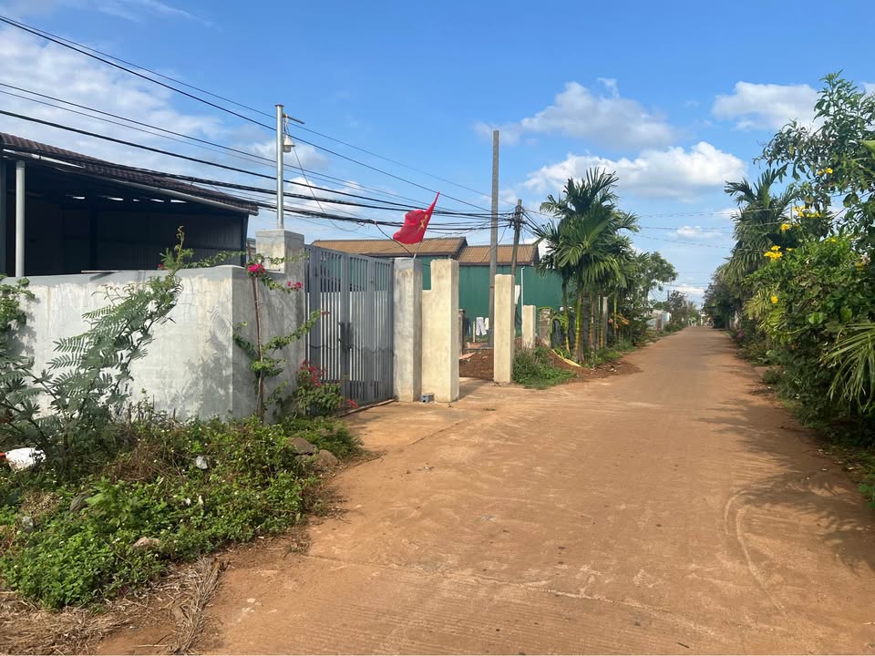 Đất Nền Thị Xã Buôn Hồ 150m² - Sổ Đỏ Rõ Ràng, Giá Đầu Tư 1.35 Tỷ