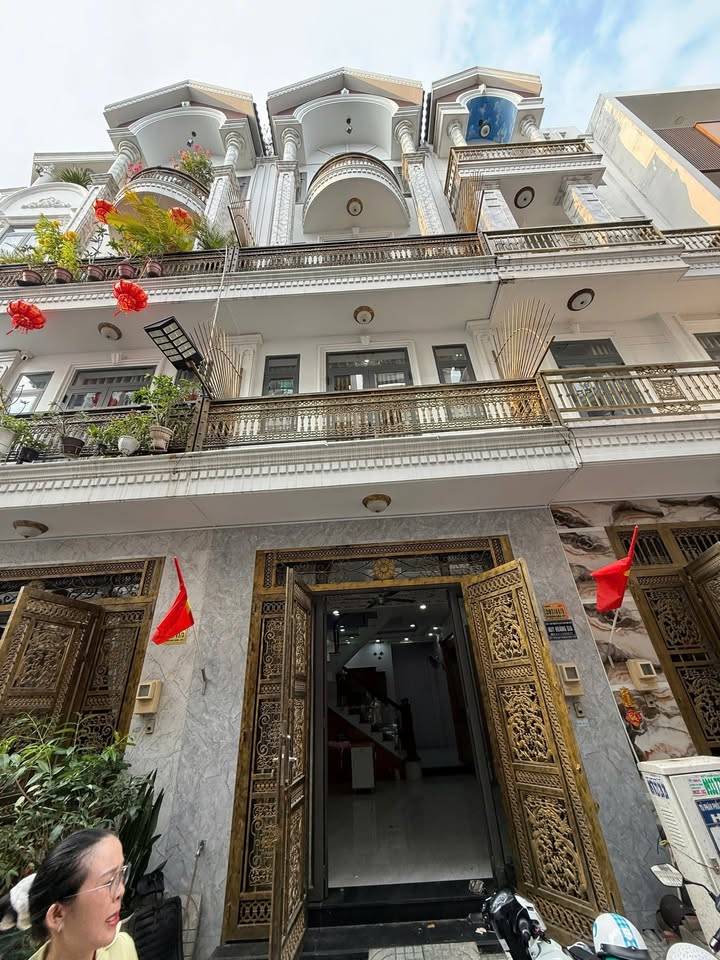 Nhà 4 Lầu Lê Trọng Tấn, Bình Tân - 5PN, Full Nội Thất, Sẵn Ở Ngay!