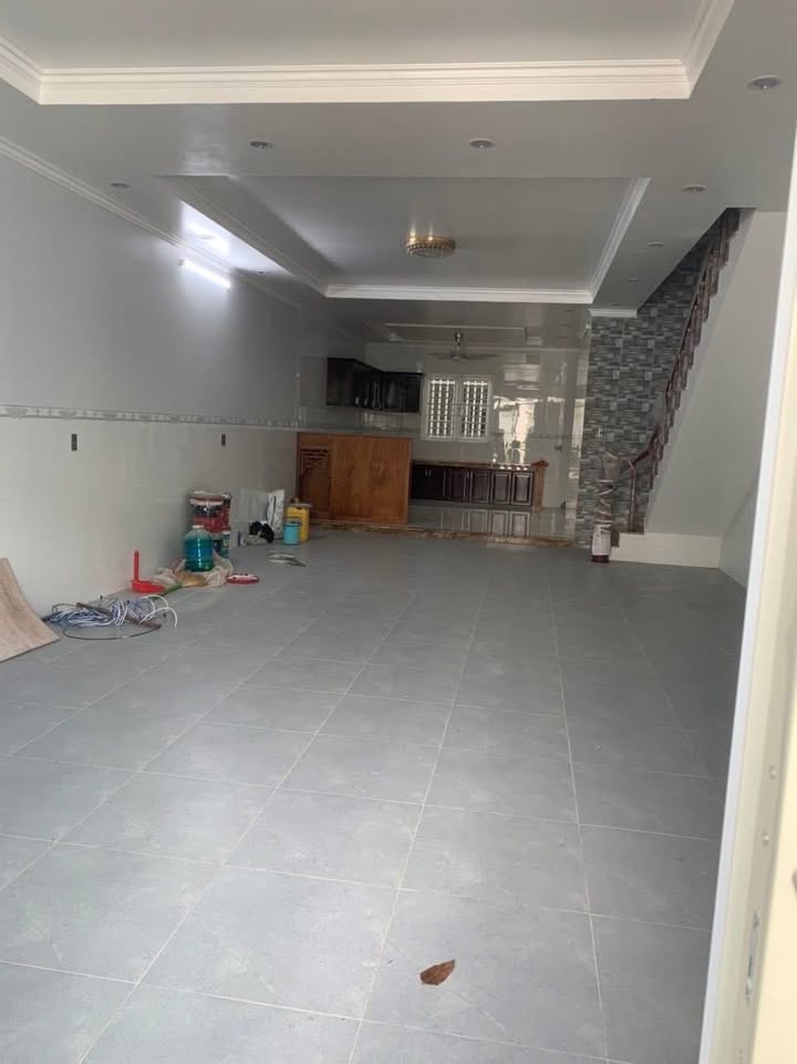 Nhà Nguyên Căn 3 Tầng Khu Tây Sông Hậu, Long Xuyên - Sẵn Sàng Ở Ngay