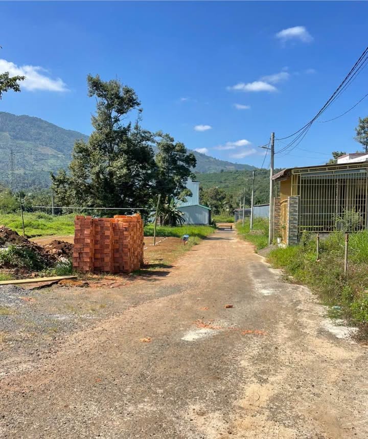 Bán Đất Lộc Sơn Bảo Lộc 114m² - Hẻm Trần Hưng Đạo - Sổ Đỏ Toàn Bộ