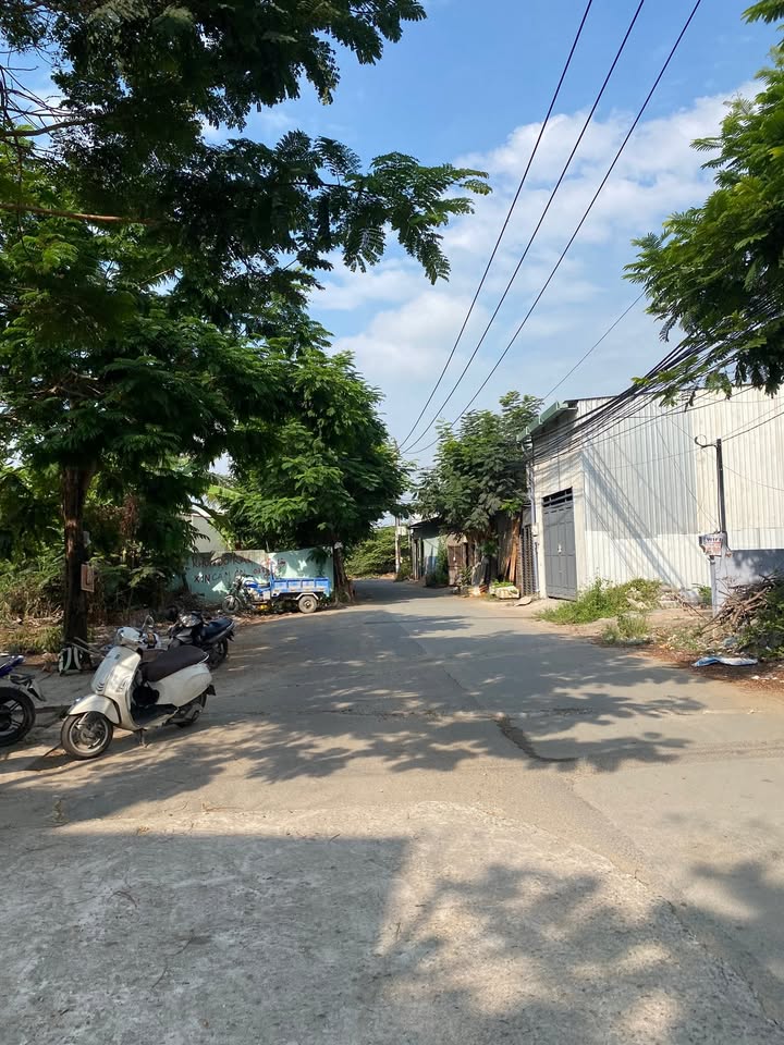 Nhà phố Hẻm 47 Trường Lưu 63m² giá 4.37 tỷ - Kinh doanh cực đỉnh!