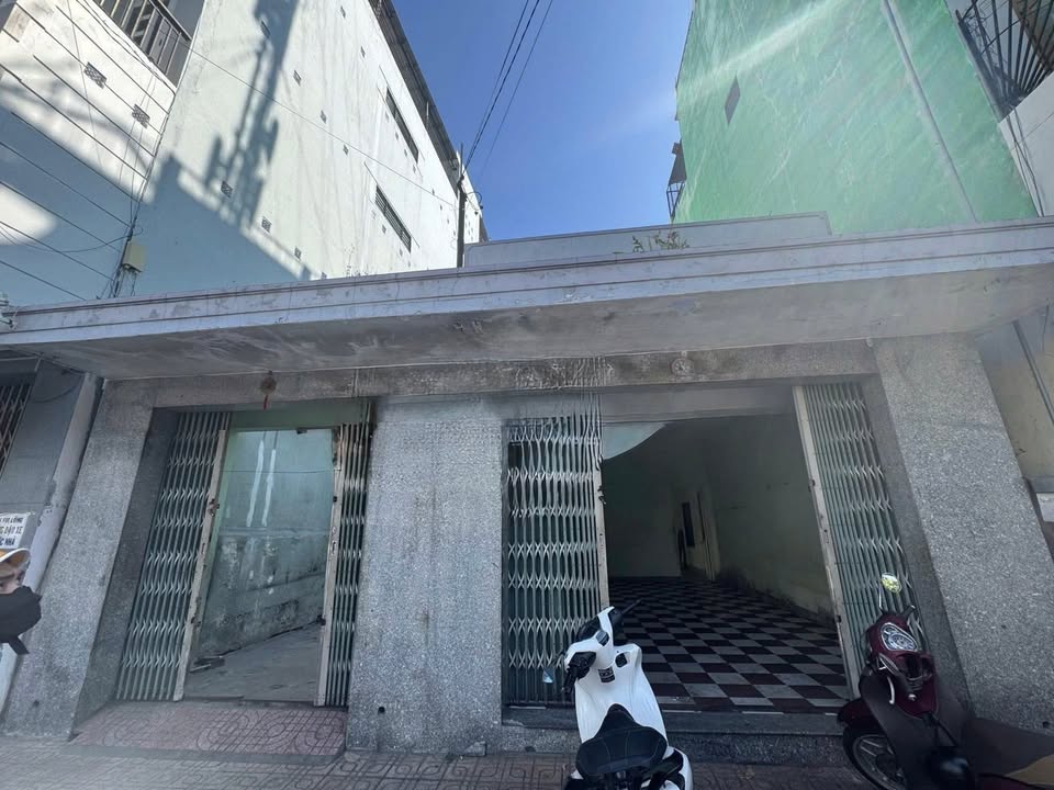 Nhà Mặt Tiền Cửu Long, Nha Trang 215m² - Kinh doanh đỉnh cao!