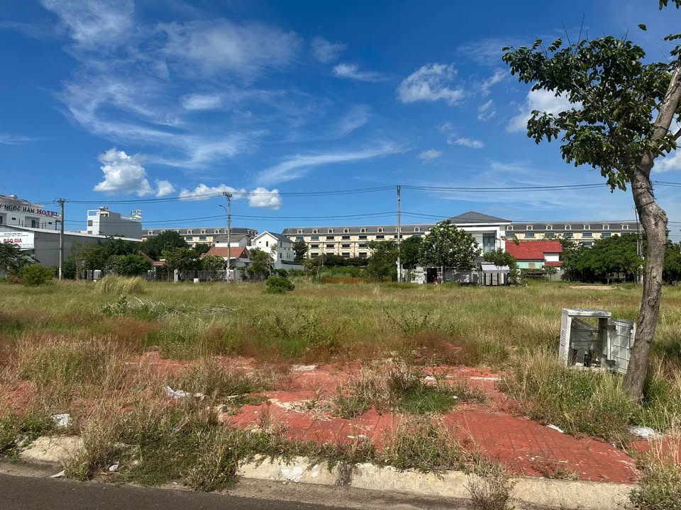 Đất nền MT Nguyễn Kim Vang, Tuy Hòa 76m² - Sổ đỏ sẵn sàng giao dịch