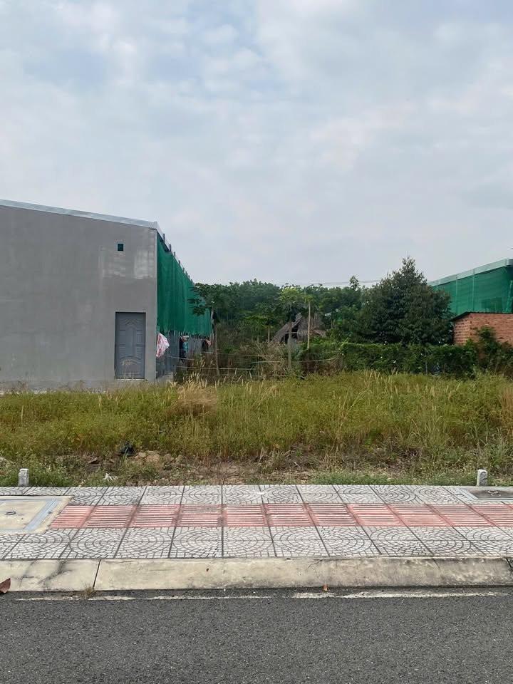 Đất nền Tân Uyên 70m² mặt tiền 13m - Sổ hồng riêng, giá 1.3 tỷ