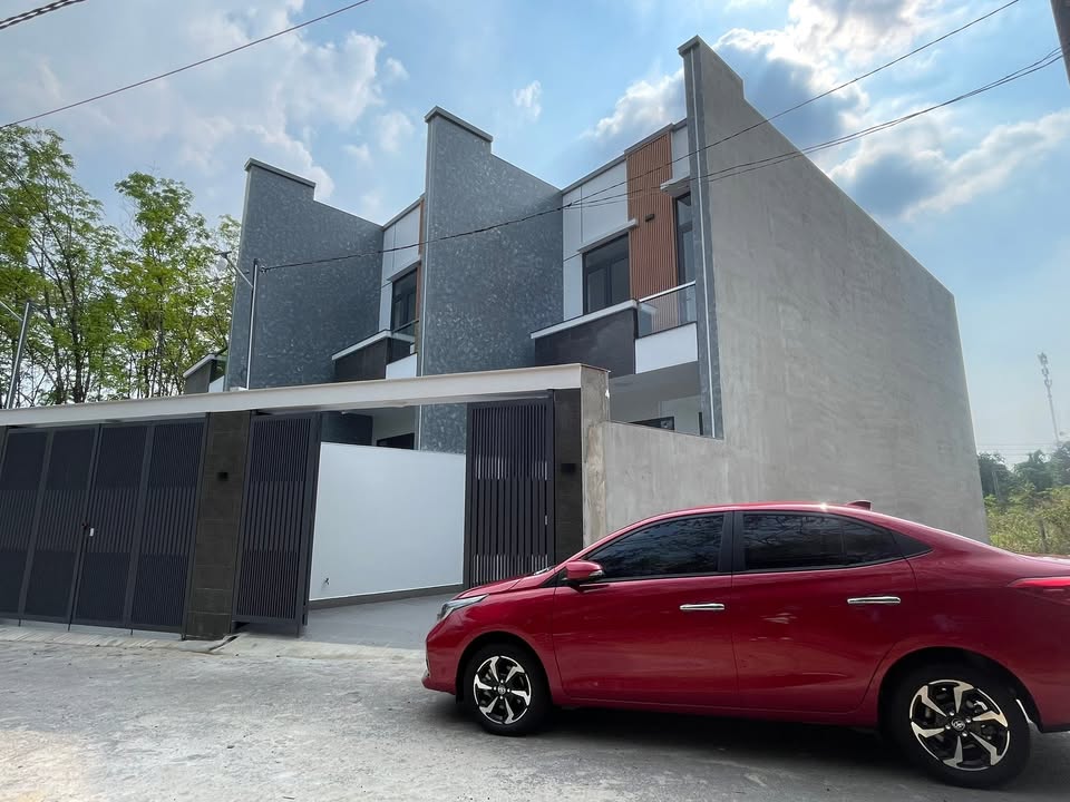 Nhà Trệt Lầu 3PN Định Hoà, Thủ Dầu Một - 90m², 3.35 Tỷ