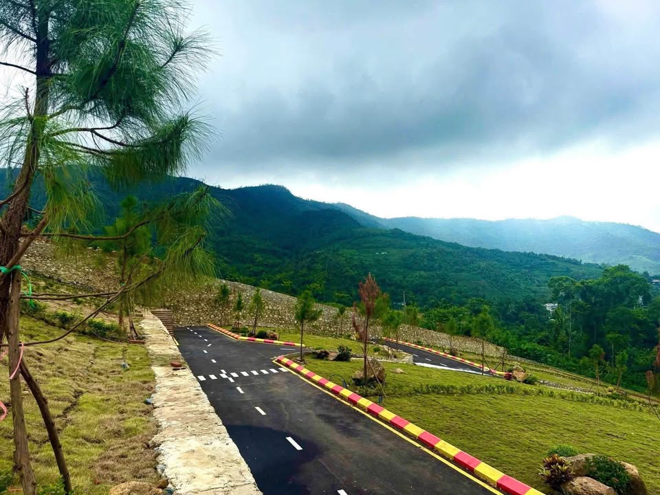 Đất nghỉ dưỡng Hoà Lạc 281m² - Sổ đỏ sẵn, nghỉ dưỡng lý tưởng!