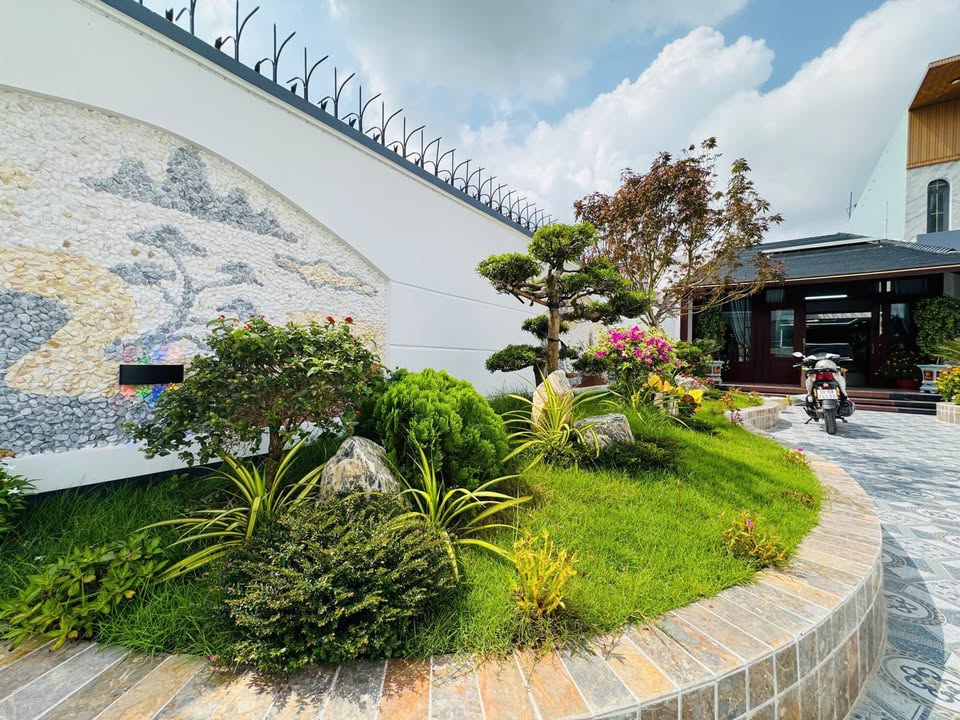 Nhà Vườn 300m² Mặt Tiền Đường Xe Tải, Bình Chánh - Sẵn Sàng Đón Chủ Mới