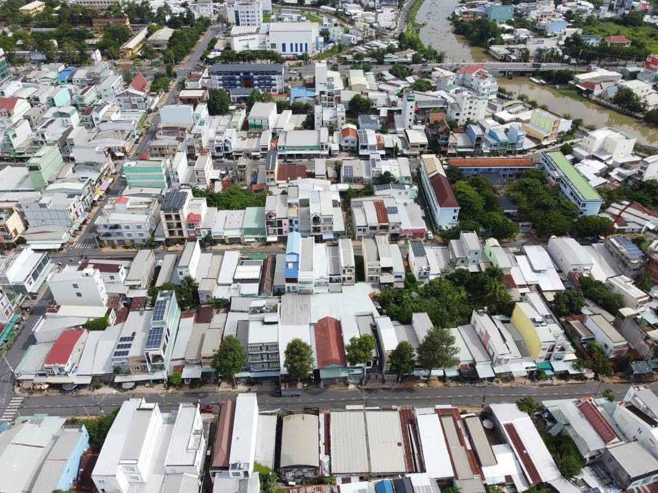 Nhà Phố Đường Hùng Vương, Cao Lãnh 129m² - Vị trí đắc địa, kinh doanh sầm uất!