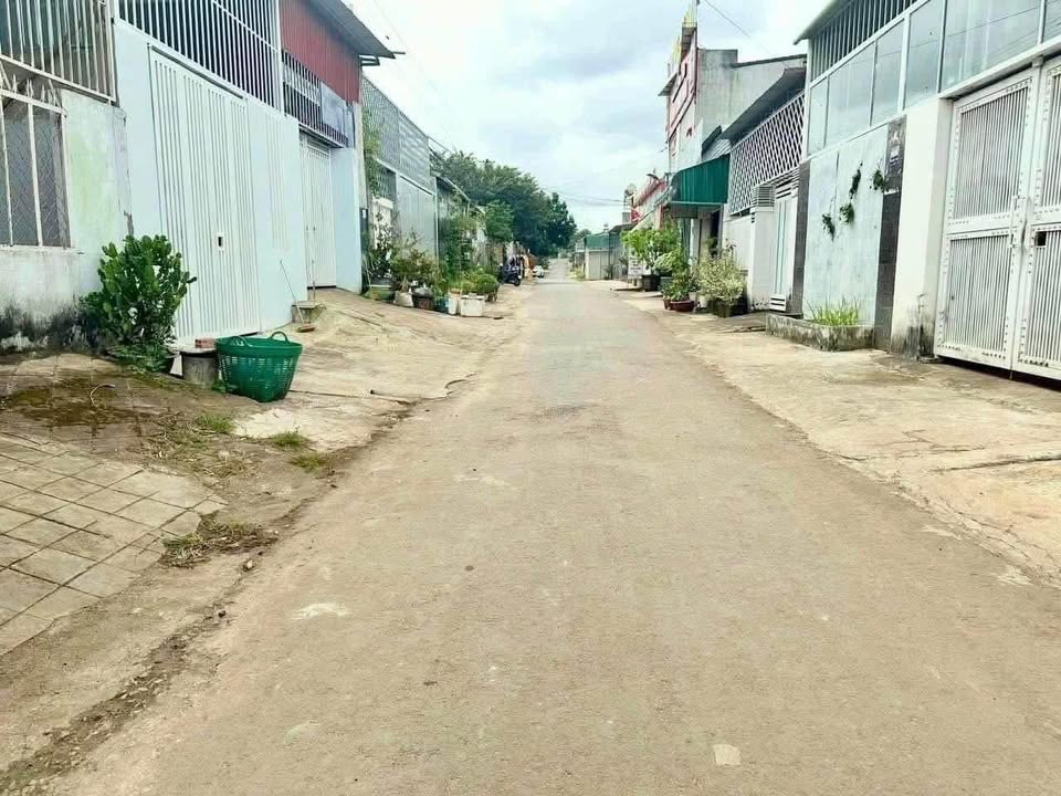 Bán Nhà 2 Mặt Tiền Hẻm 549 Hà Huy Tập, BMT - 200m² Sổ Riêng