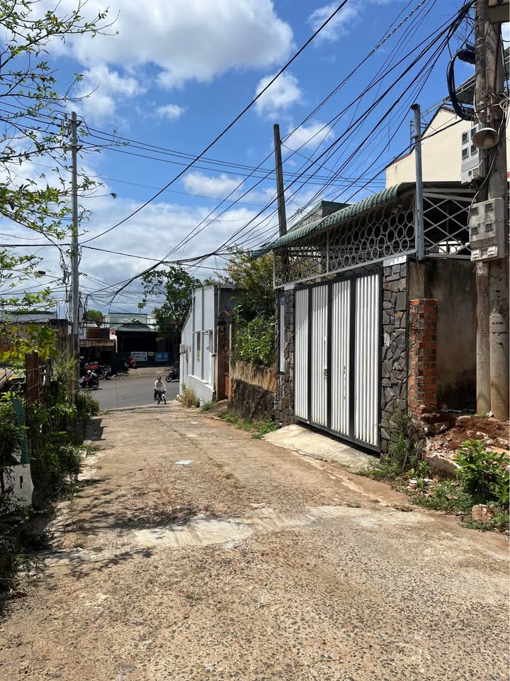 Đất Vàng 161m² Mặt Tiền A1, Buôn Ma Thuột - Giá 3.x Tỷ