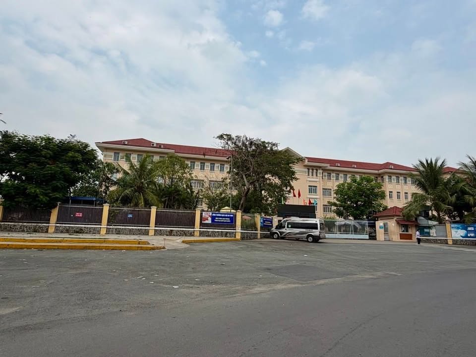 Nhà Hẻm Xe Hơi 80m² Linh Xuân, Thủ Đức - 3.8 Tỷ, Có Dòng Tiền 6 Triệu/Tháng