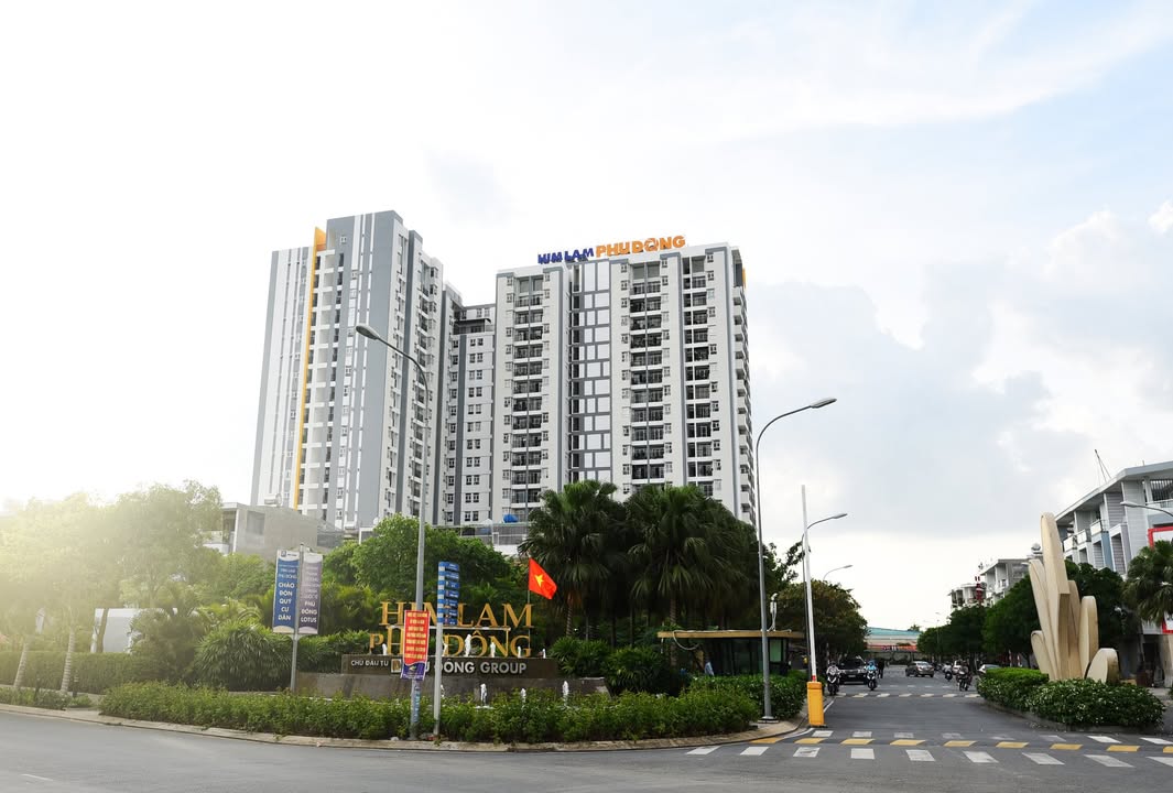 Căn hộ Him Lam Phú Đông 68m² - 2PN - Full Nội thất - Giá 3.55 tỷ