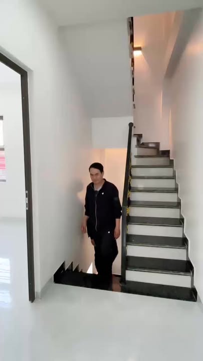 Nhà 4 Tầng Ngõ 262 Trần Nguyên Hãn 3.65 Tỷ - Sẵn sàng ở ngay!