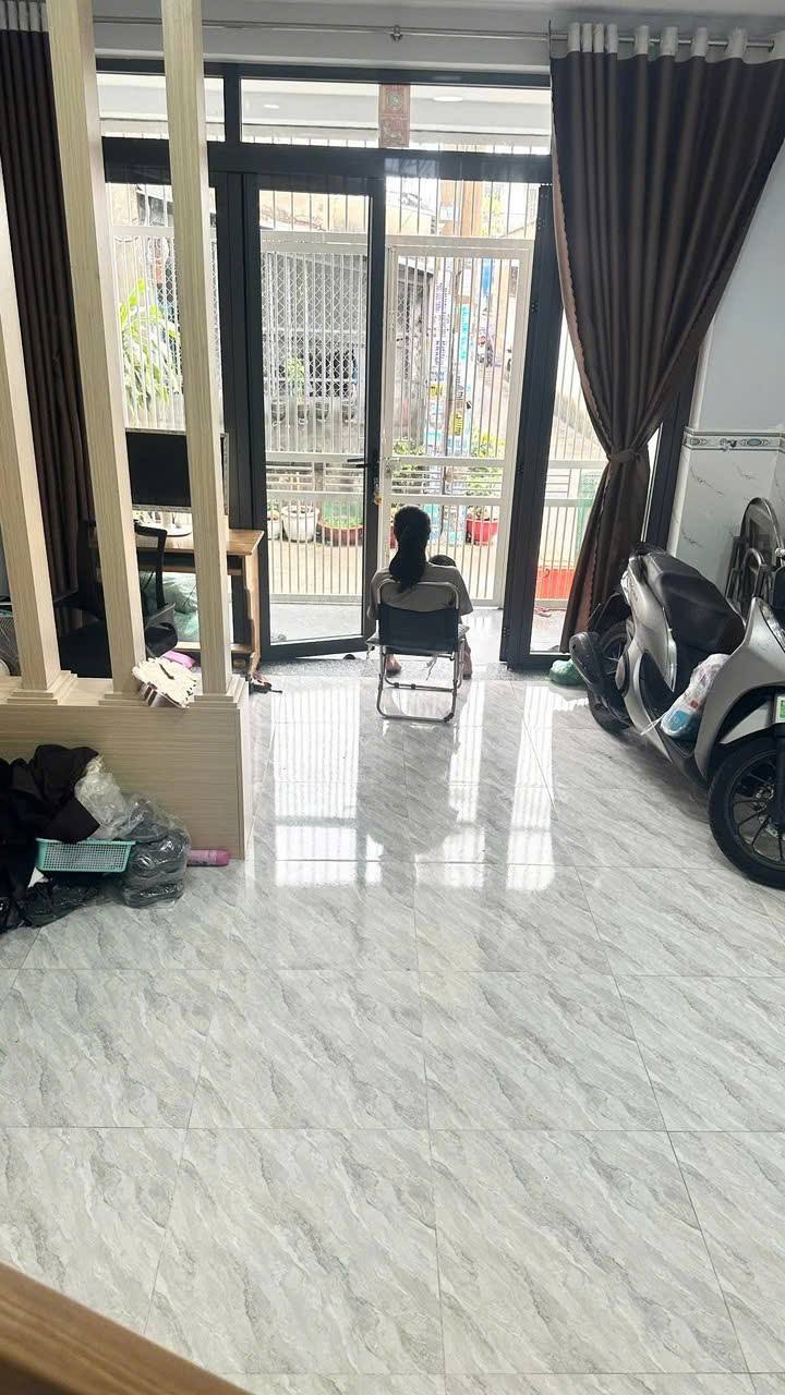 Nhà Hẻm Xe Tải 48m² Trung Chánh, Hóc Môn - 2PN Giá 6.5 Triệu