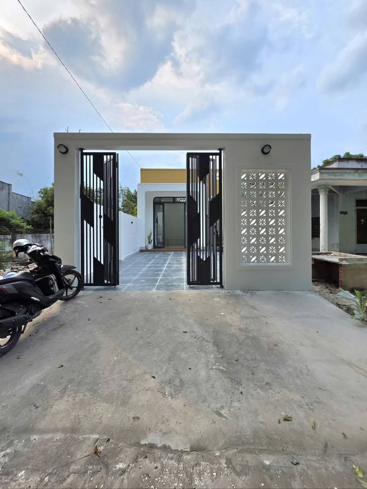 Nhà riêng 150m² Long Hoa, Hòa Thành - Sẵn sàng ở ngay!