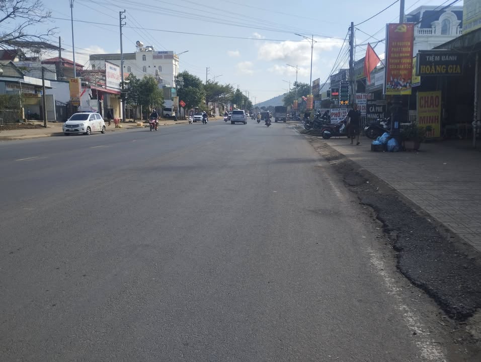 Đất nền 100m² QL20 Đức Trọng - Mặt tiền kinh doanh đắc địa!