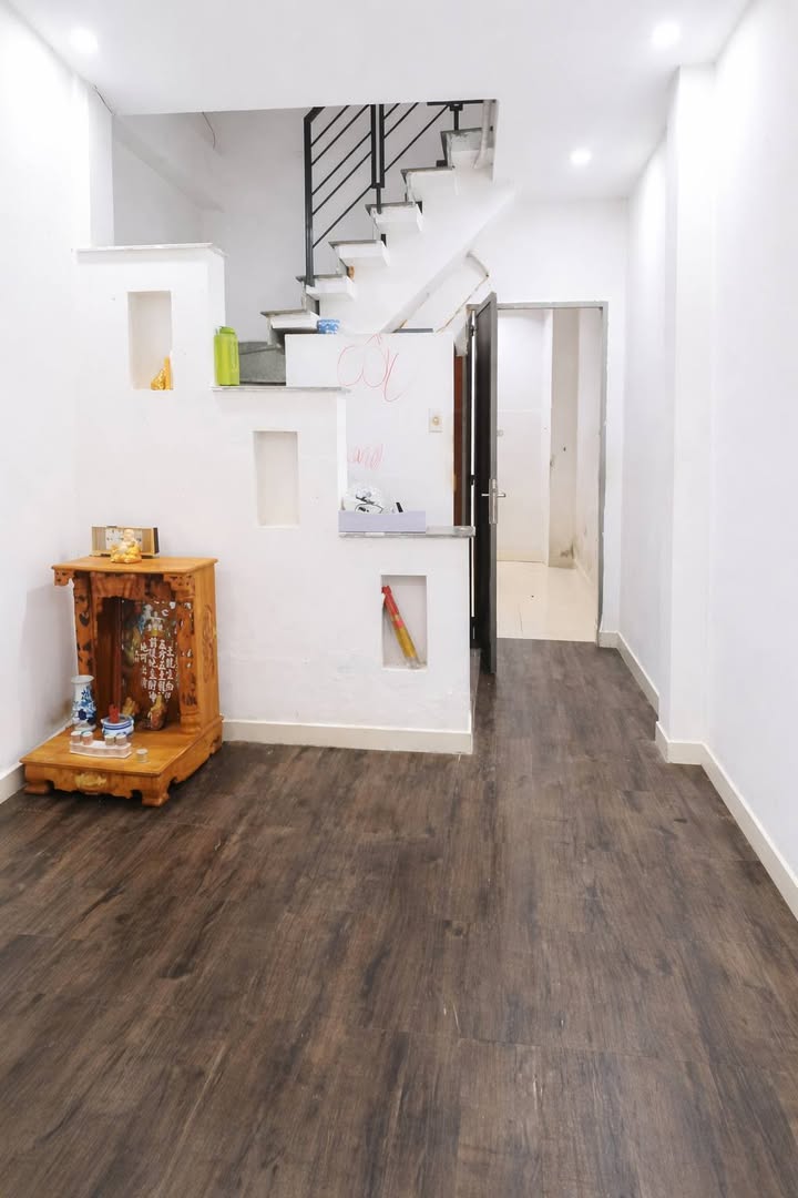 Nhà Nguyên Căn Quận 3, 35m² giá 12 triệu - Ô tô vào tận nhà!