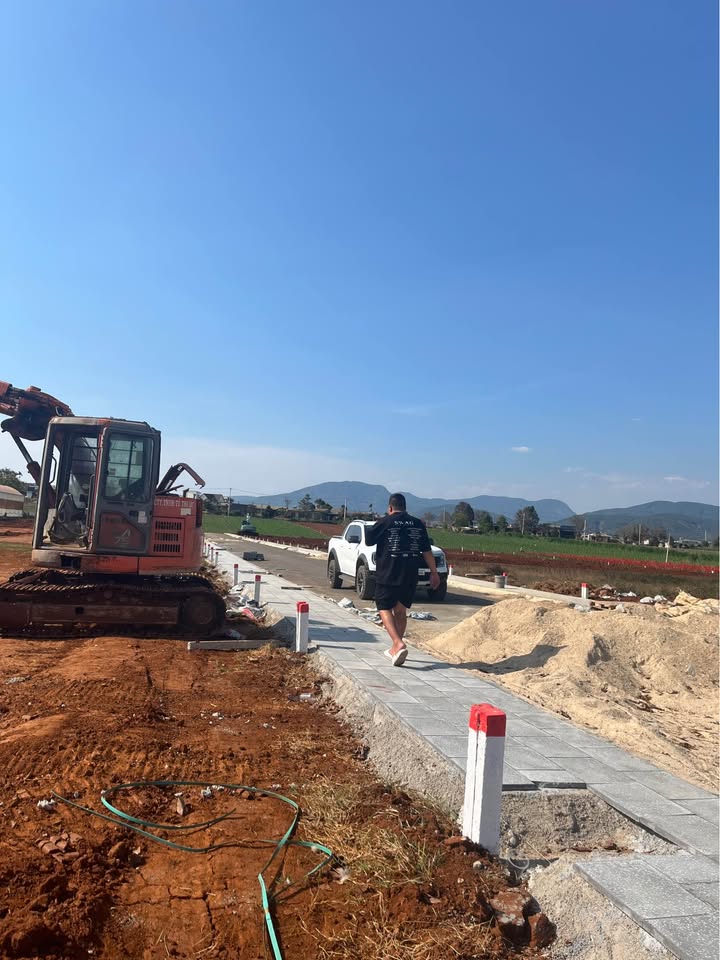 Đất Nền Đức Trọng 300m² Sổ Hồng Sẵn - Giá F0 835 Triệu