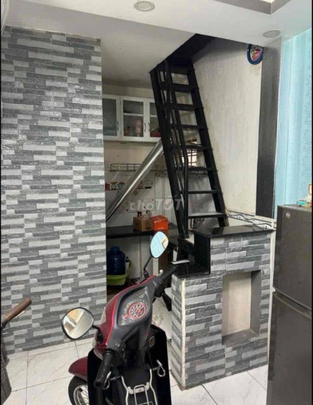 Nhà Âu Cơ Tân Phú 15m² - Sẵn Nội Thất Giá 4 Triệu/Tháng