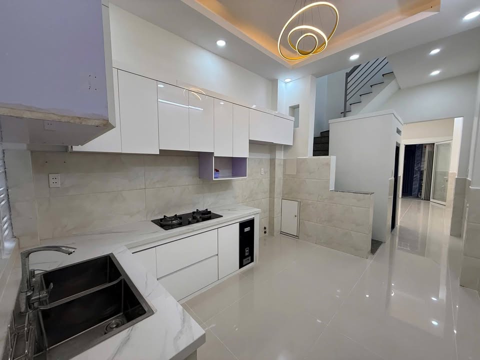 Nhà 3.3 Tỷ, 3PN, Đường 48 Bình Tân - Sổ Hồng Riêng, Ô Tô Vào Nhà