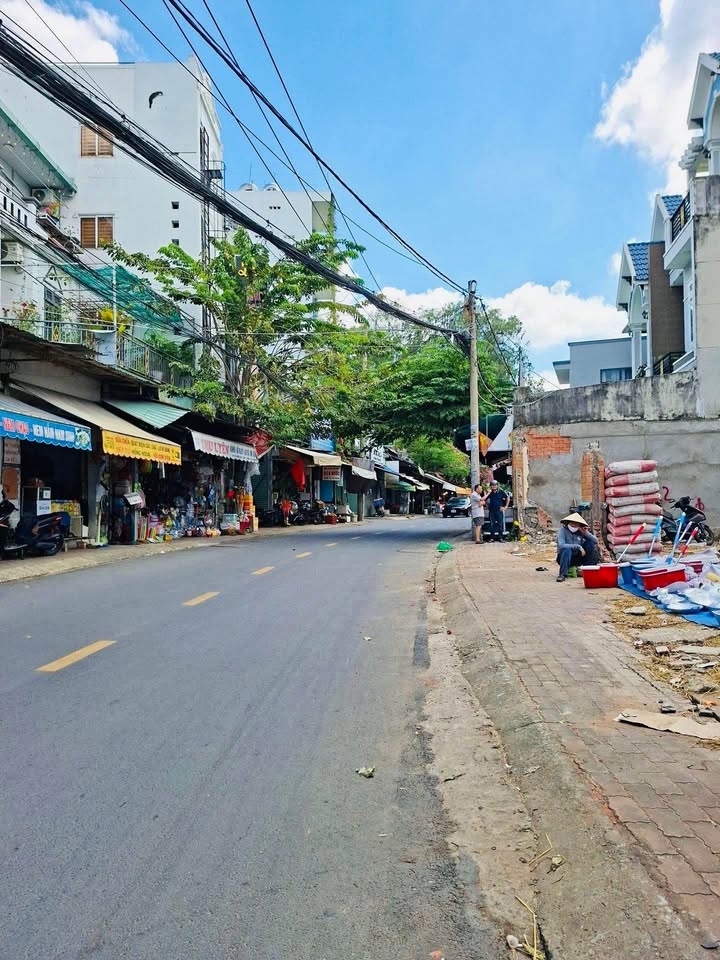 Nhà Phố Thủ Đức 88m² giá 17.8 tỷ - Mặt tiền kinh doanh!