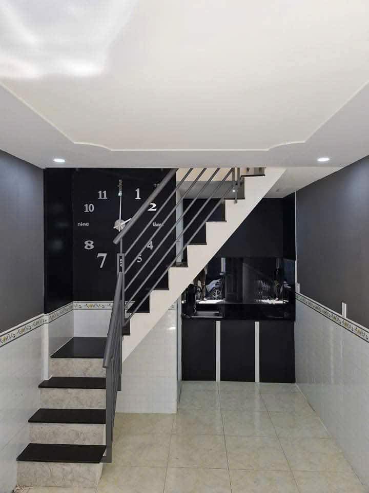 Nhà 2 Tầng Võ Thị Nhờ, Q7 - 18m² Giá 950 Triệu, Hẻm Ba Gác